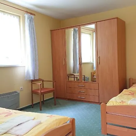 Penzion pod Vlkolíncom 3*